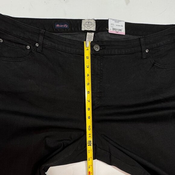 St. Johns Bay Jeans Womens 24W Black Bootcut Secretly Slender Mid-Rise Pants NEW - Picture 15 of 16